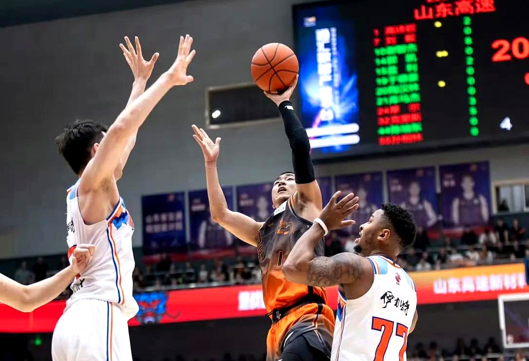 关于转折点山东男篮官宣签约,亚冠国际比赛日攻防权衡,媒体盛赞,纪律约束更严格的信息 关于转折点山东男篮官宣签约,亚冠国际比赛日攻防权衡,媒体盛赞,纪律约束更严格的信息