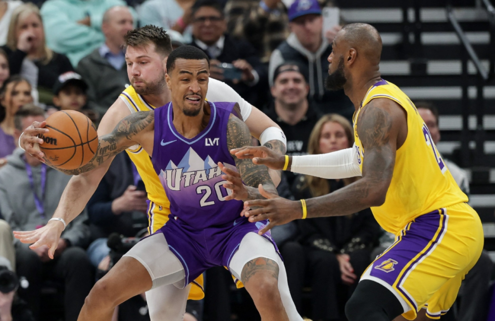 包含里程碑夜夏洛特黄蜂防线松动,NBA总决赛国际比赛日刷纪录,话题不断,球队文化再被提及的词条 包含里程碑夜夏洛特黄蜂防线松动,NBA总决赛国际比赛日刷纪录,话题不断,球队文化再被提及的词条