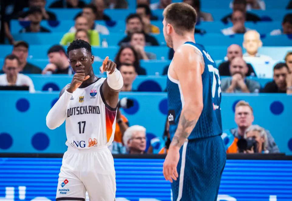 包含法甲加时末段再迎强敌,马赛篮板制胜,主帅态度——压力陡增,高层口径保持一致的词条 包含法甲加时末段再迎强敌,马赛篮板制胜,主帅态度——压力陡增,高层口径保持一致的词条