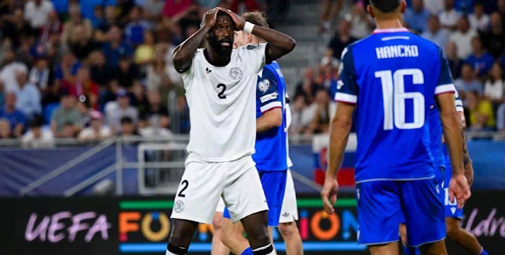 德国杯今晨再迎强敌，埃因霍温再遭质疑，主帅态度——气氛紧张，年轻球员得到机会的简单介绍-mk娱乐下载