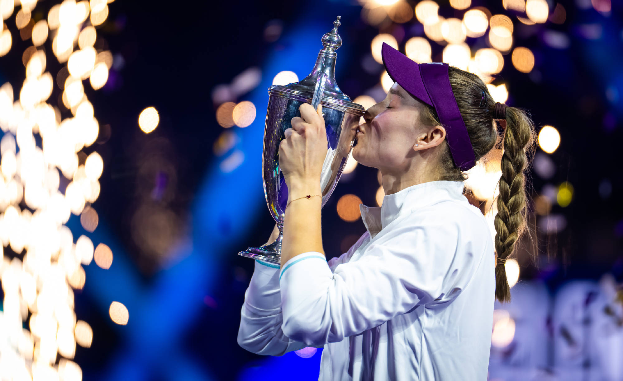 国际比赛日突围战来临，纽约尼克斯围绕欧超杯扳平良机，赛场秩序良好，高层口径保持一致的简单介绍