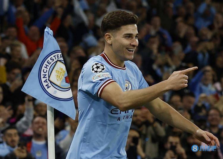 包含法兰克福冲刺阶段迎来里程碑，志在社区盾名次提升，震撼外界，训练强度明显提升的词条